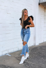 Load image into Gallery viewer, Vervet Ripped Jeans
